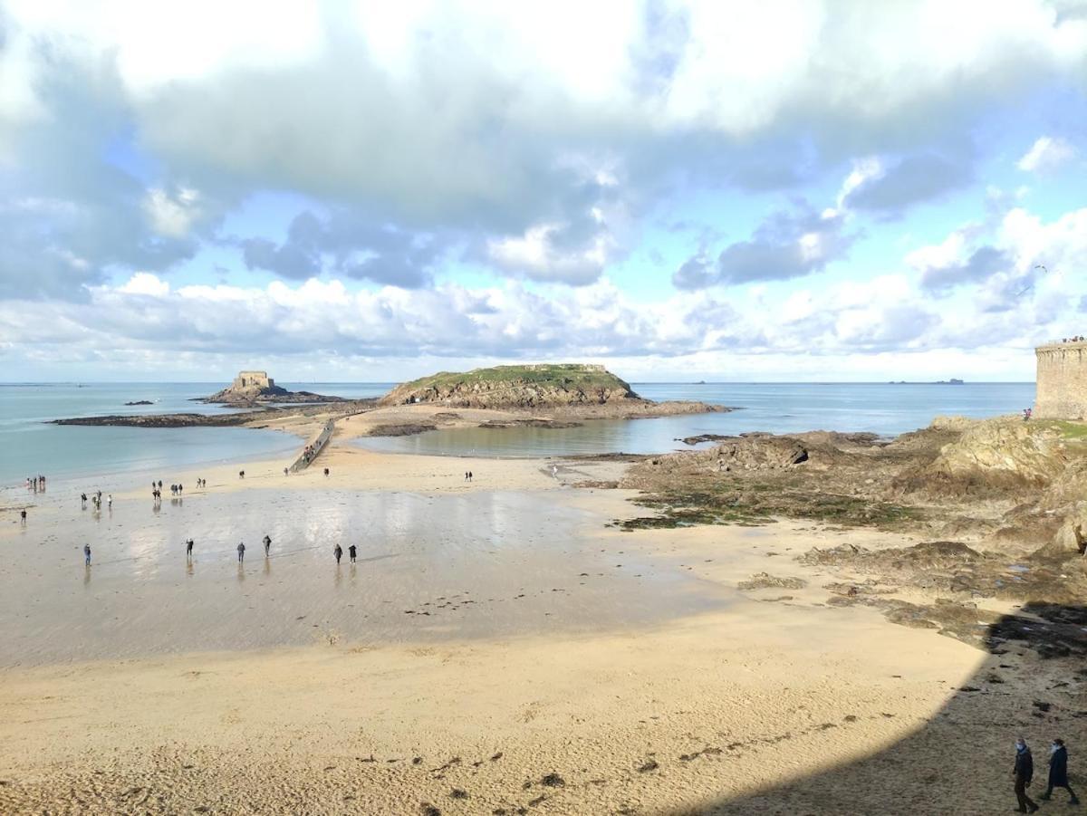 Porte Des Bes T2 Dans Intra-muros A 10 M Appartement Saint-Malo