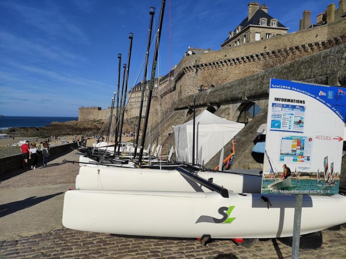 Porte Des Bes T2 Dans Intra-muros A 10 M * Saint-Malo